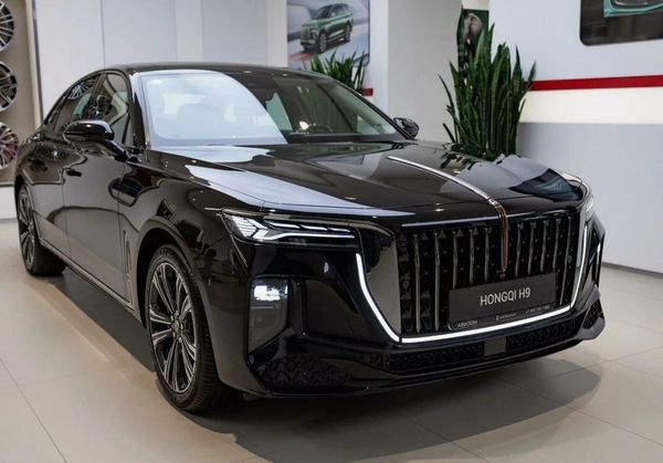 Обзор модельного ряда автомобилей HONGQI» (Обзор популярных моделей. Рассмотрение дизайна, технических характеристик, комфорта, функциональности и целевой аудитории.)
